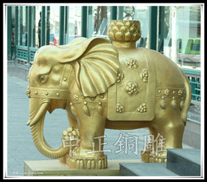 大(dà)象銅雕