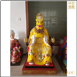 黃衣龍王銅雕塑
