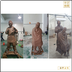 掏耳朵人物(wù)銅雕塑制作廠家