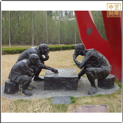 下(xià)象棋人物(wù)雕塑