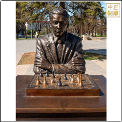 老者下(xià)象棋景觀雕塑