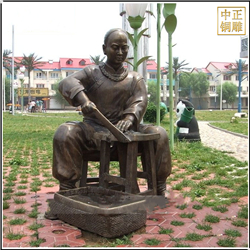 中(zhōng)醫切藥人物(wù)銅雕塑