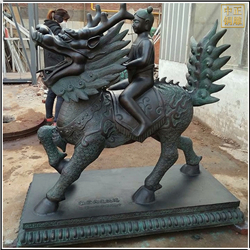 小(xiǎo)孩騎麒麟雕塑鑄造