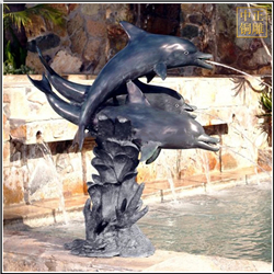 噴水海豚銅雕塑