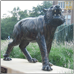 景觀老虎動物(wù)雕塑